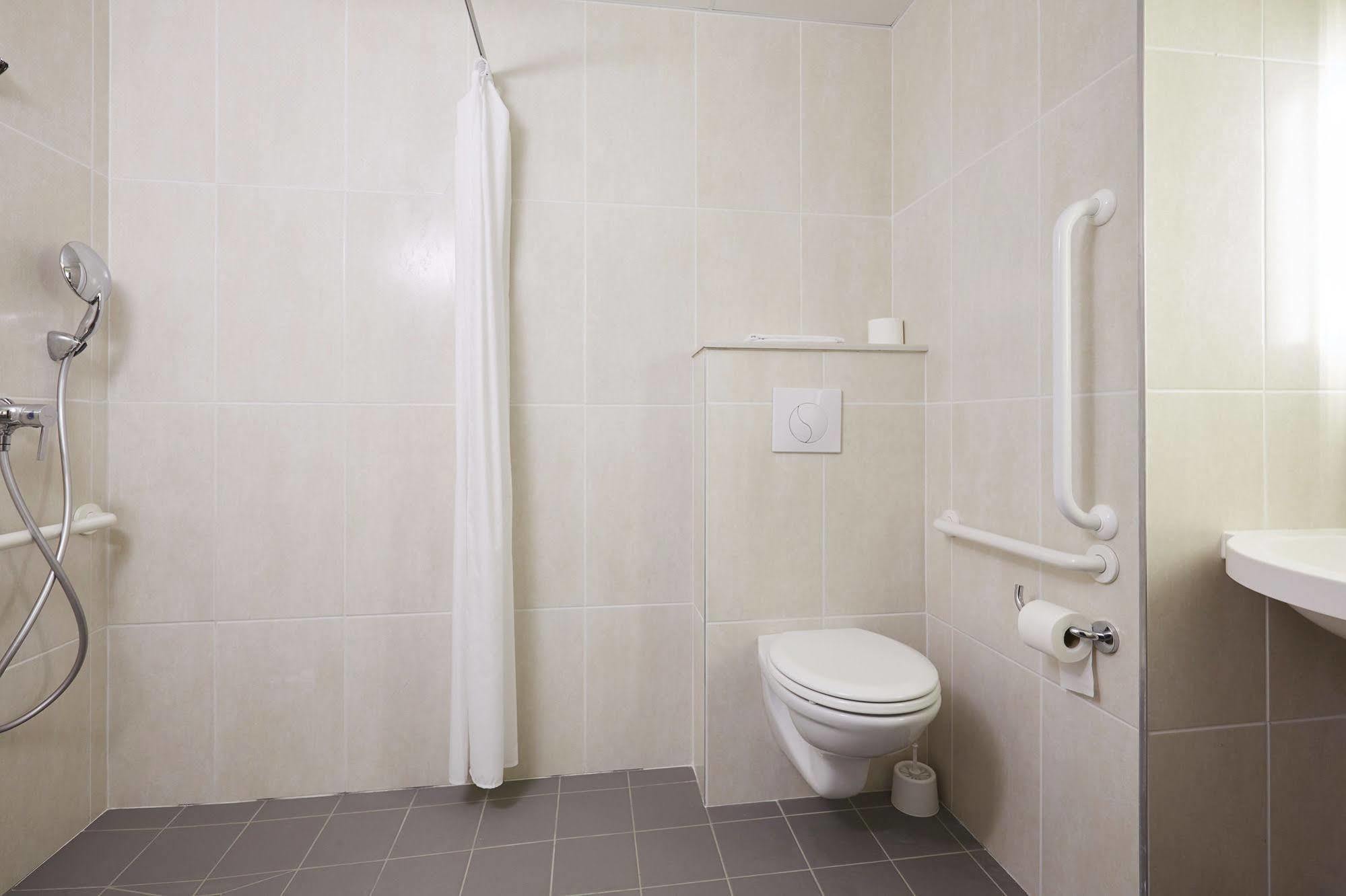 B&B Hotel Saint Malo Sud Buitenkant foto